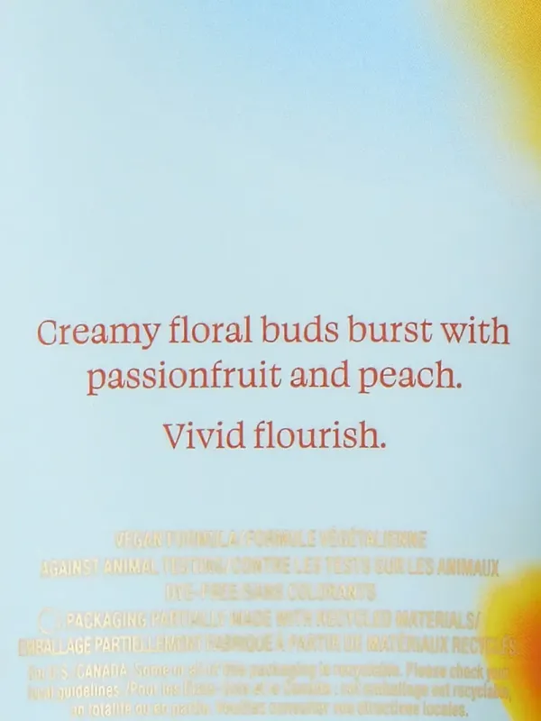 Лосьйон для тіла Vibrant Blooming Passionfruit 236ml Victoria's Secret