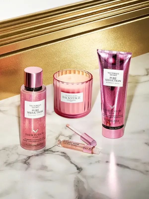 Лосьйон для тіла Pure Seduction Runway Shine 236ml Victoria's Secret