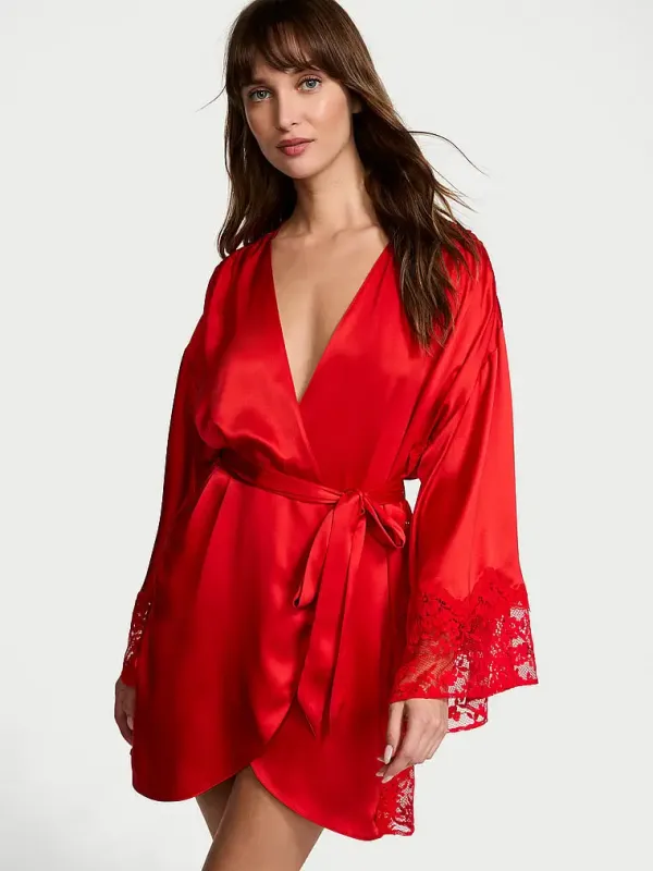 Атласний халат Dream Satin & Lace Robe Victoria's Secret