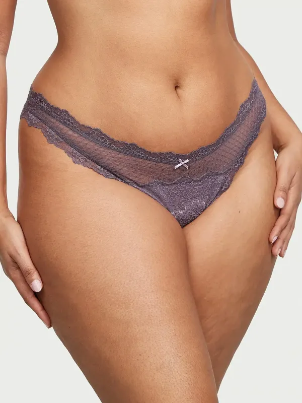 Трусики тонг Smooth & Lace Victoria's Secret