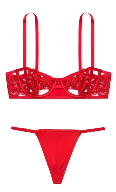 Комплект Бюстгальтер балконет Strappy Embroidered & Трусики V-стрінги Very Sexy Victoria's Secret